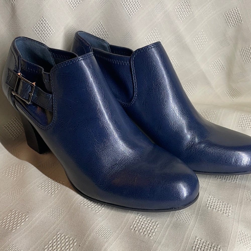 NWOT Leather Booties Ankle Boot Franco Sarto